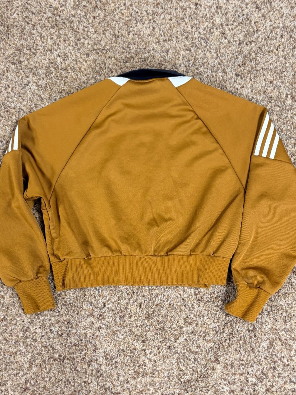 Adidas Women's Crop Track Sweatshirt - Women's Size S - Like New - 2208 - Picture 3 of 3